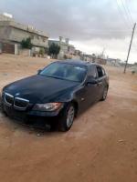 السياره والعه امورها طيبه ماشيه 112
عيبها بومبة اميه ومزطوريات BMW 328i